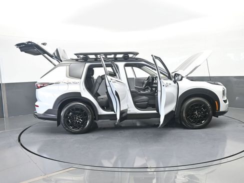 New 2026 Mitsubishi Outlander Trail Edition image 77