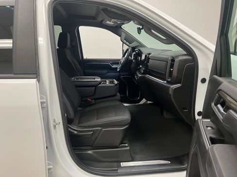 Used 2025 Chevrolet Silverado 2500 LT w/ Convenience Package AWD/4WD image 33