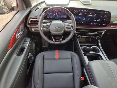 New 2026 Chevrolet Traverse RS w/ LPO, Floor Liner Package image 8