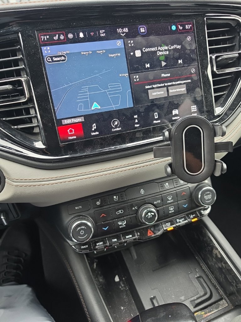 Certified 2021 Dodge Durango R/T w/ Tow 'N Go Package AWD/4WD image 13