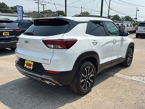 Used 2023 Chevrolet TrailBlazer ACTIV FWD image 5