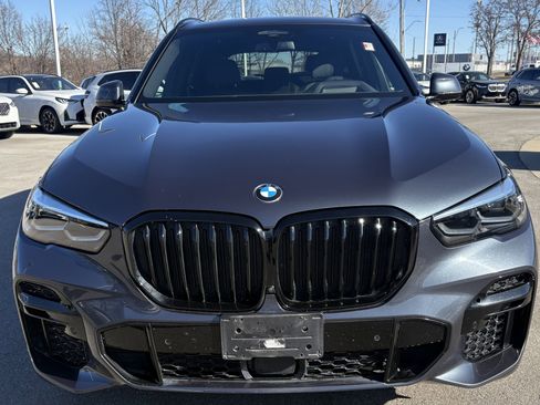 Used 2022 BMW X5 xDrive40i w/ M Sport Package image 3