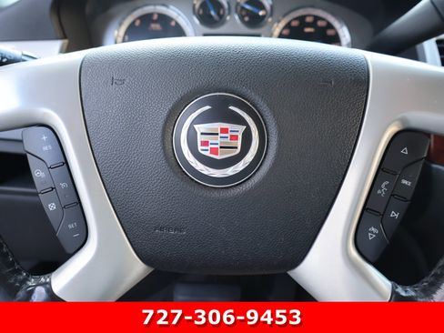 Used 2012 Cadillac Escalade Luxury image 22