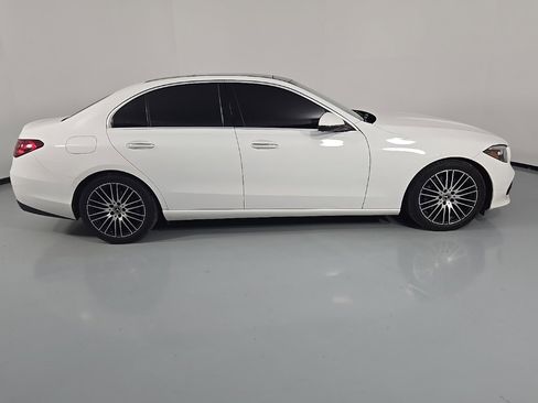 Used 2022 Mercedes-Benz C 300 C 300 image 6