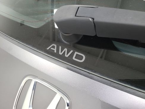 Used 2025 Honda HR-V LX image 8