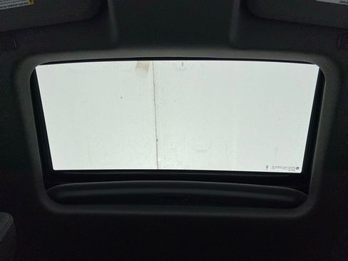 New 2026 GMC Sierra 1500 SLT w/ SLT Premium Package image 4