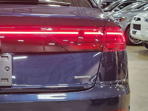 Used 2025 Audi Q8 Premium Plus image 22