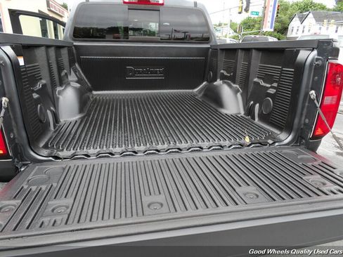 Used 2017 Chevrolet Colorado LT w/ LT Convenience Package RWD image 21