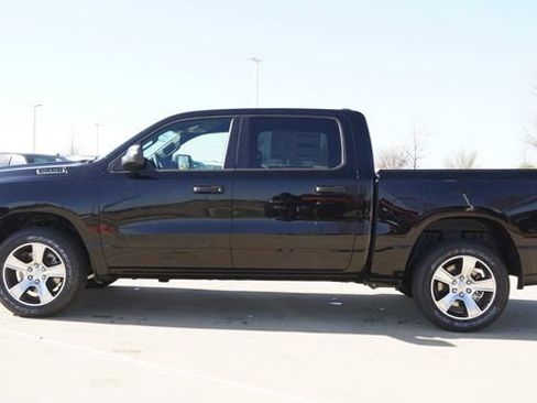 New 2026 RAM 1500 Express image 6