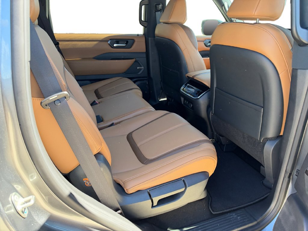 New 2027 Nissan Armada SL RWD image 17