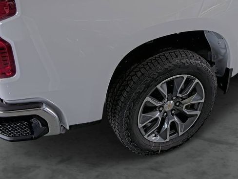 New 2026 Chevrolet Silverado 1500 LT w/ Safety Package AWD/4WD image 13