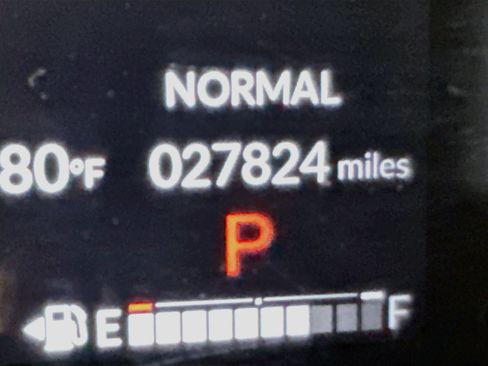 Used 2025 Honda HR-V EX-L image 19