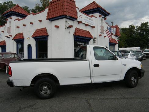 Used 2000 Ford F150 2WD Regular Cab image 1