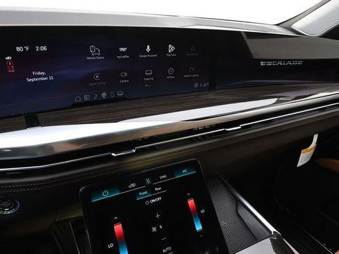 New 2026 Cadillac Escalade Luxury w/ Touring Package AWD/4WD image 27