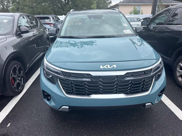 Used 2025 Kia Seltos S FWD image 2