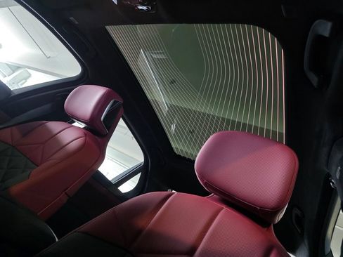 New 2026 BMW 740i w/ Premium Package RWD image 10