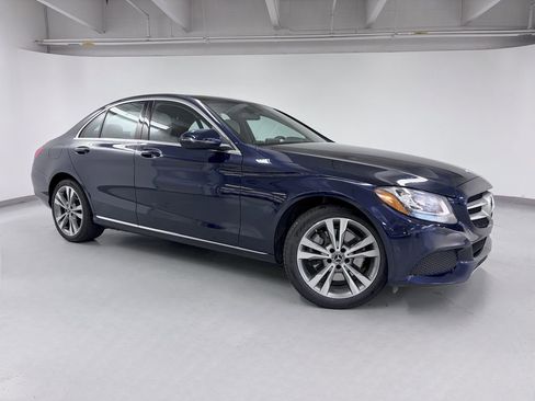 Used 2018 Mercedes-Benz C 300 4MATIC Sedan image 7