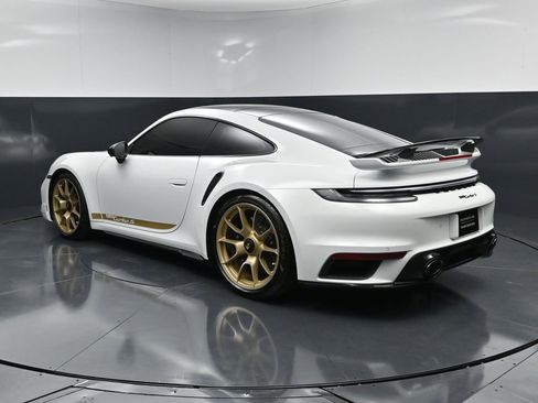 Certified 2025 Porsche 911 Turbo S AWD/4WD image 3