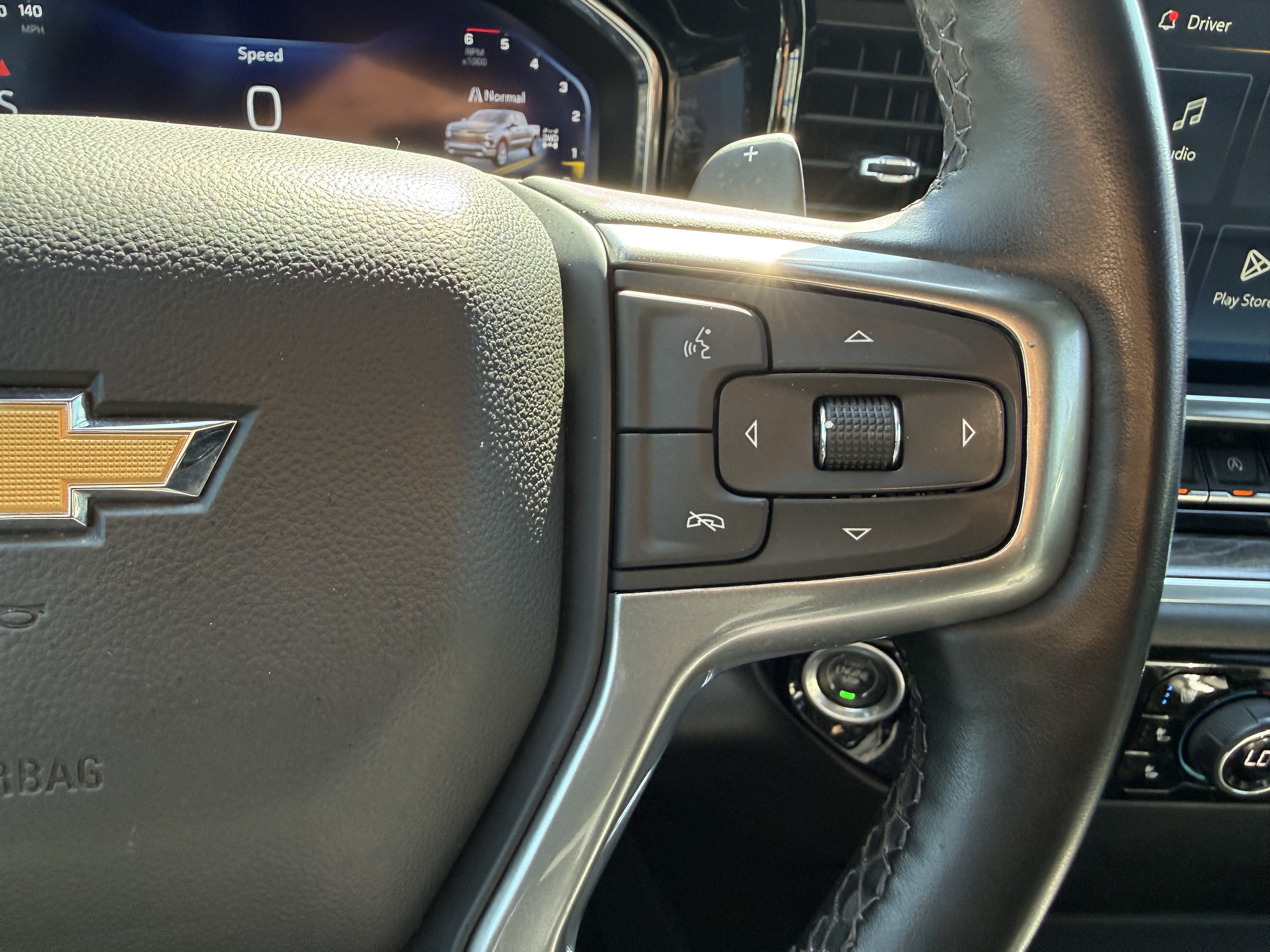 Used 2023 Chevrolet Silverado 1500 LTZ w/ Technology Package AWD/4WD image 19