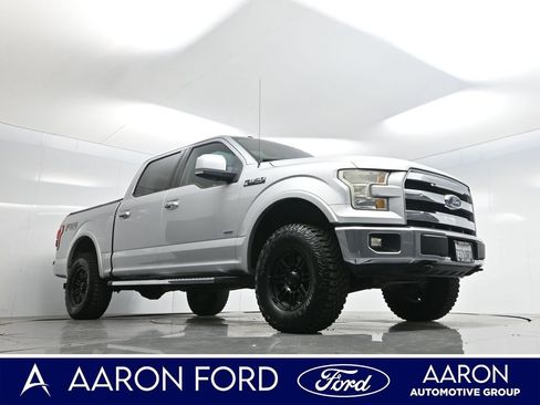 Used 2015 Ford F150 Lariat w/ Equipment Group 501A Mid image 3