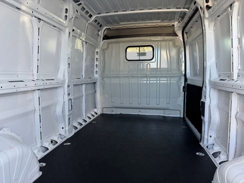 Used 2025 RAM ProMaster 2500 image 14