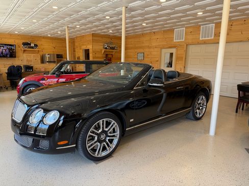 Used 2011 Bentley Continental GTC image 3
