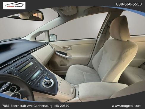 Used 2011 Toyota Prius Two FWD image 19