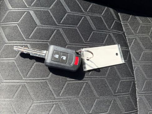 Used 2021 Mitsubishi Outlander Sport ES AWD/4WD image 32