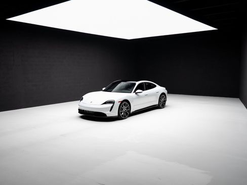 Used 2023 Porsche Taycan w/ Premium Package image 76