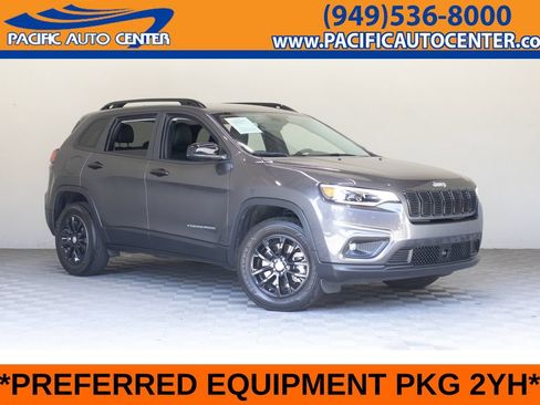 Used 2022 Jeep Cherokee Latitude Lux AWD/4WD image 1