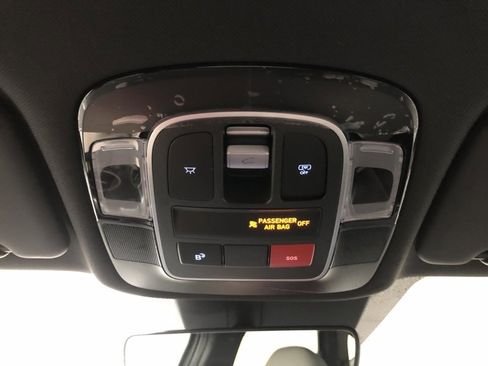 Used 2025 Hyundai Tucson Limited image 32