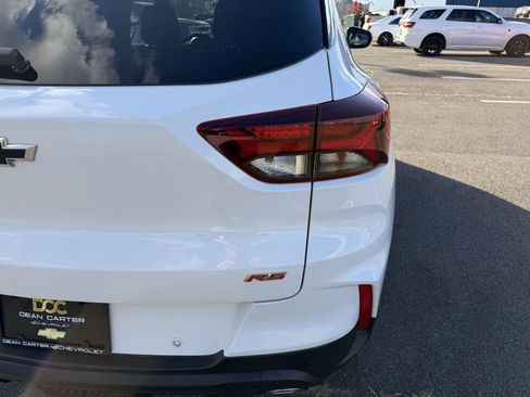Used 2022 Chevrolet TrailBlazer RS w/ Sun and Liftgate Package image 15