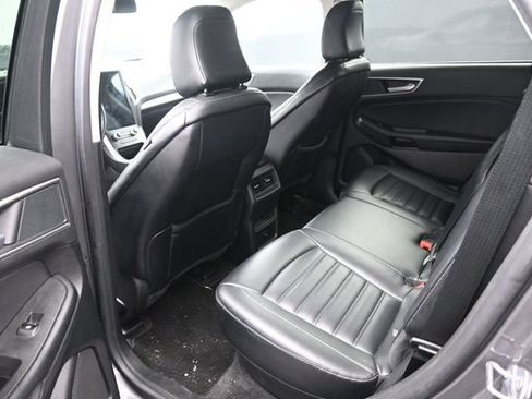 Used 2024 Ford Edge SEL AWD/4WD image 14