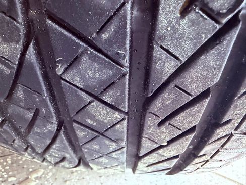 Certified 2025 Lexus ES 350 w/ Premium Package image 16