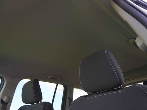 Used 2024 Jeep Grand Cherokee Laredo RWD image 26