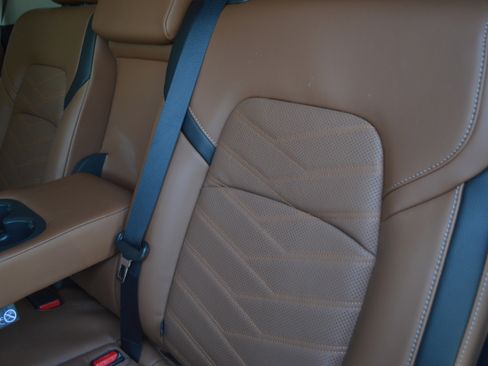 Used 2025 Nissan Pathfinder Platinum w/ Cargo Package AWD/4WD image 32