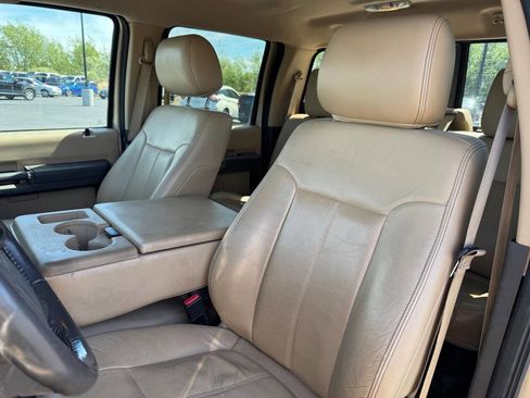 Used 2012 Ford F250 Lariat w/ Lariat Interior Pkg AWD/4WD image 12