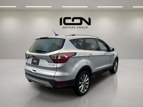 Used 2017 Ford Escape Titanium image 7