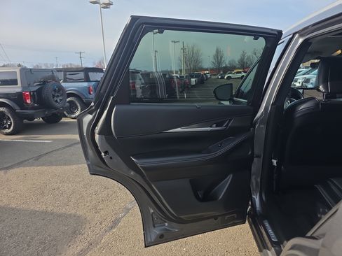 Used 2023 INFINITI QX60 Luxe w/ Cargo Package image 22