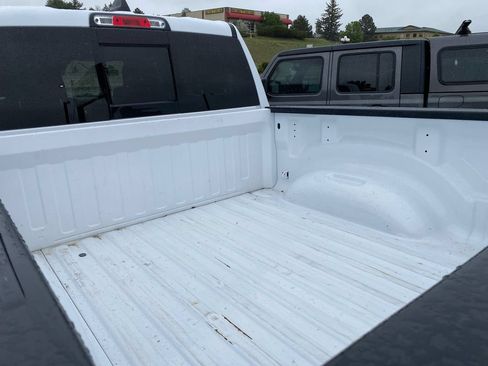 Used 2025 RAM 1500 Laramie AWD/4WD image 34