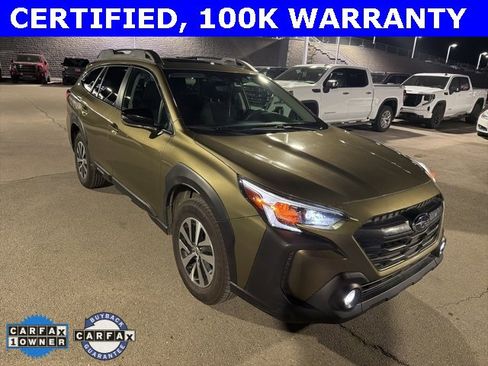 Used 2024 Subaru Outback Premium image 1