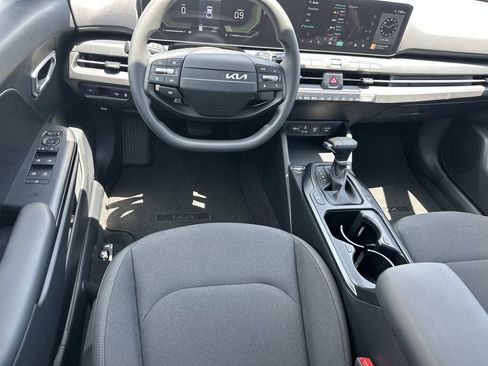 Used 2026 Kia K4 FWD image 14