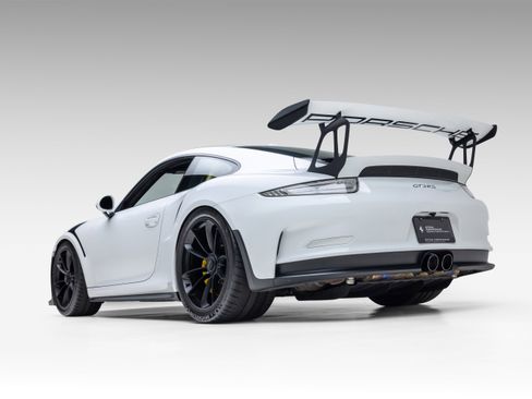 Used 2016 Porsche 911 GT3 RS image 9