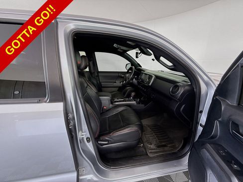 Used 2021 Toyota Tacoma TRD Sport AWD/4WD image 26