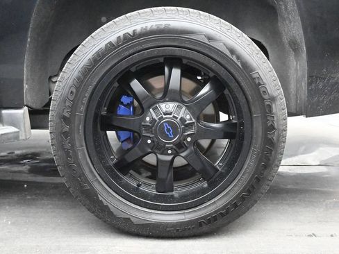 Used 2018 Chevrolet Tahoe LT AWD/4WD image 12