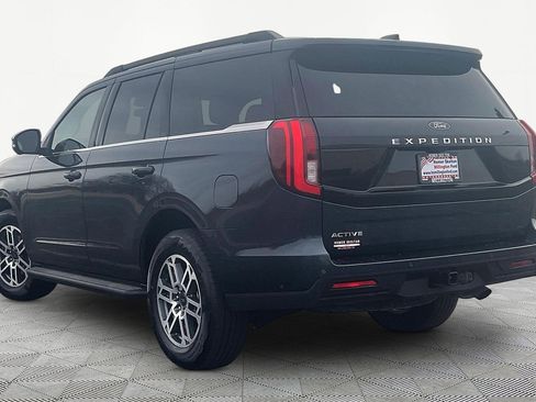 Used 2025 Ford Expedition Active image 10