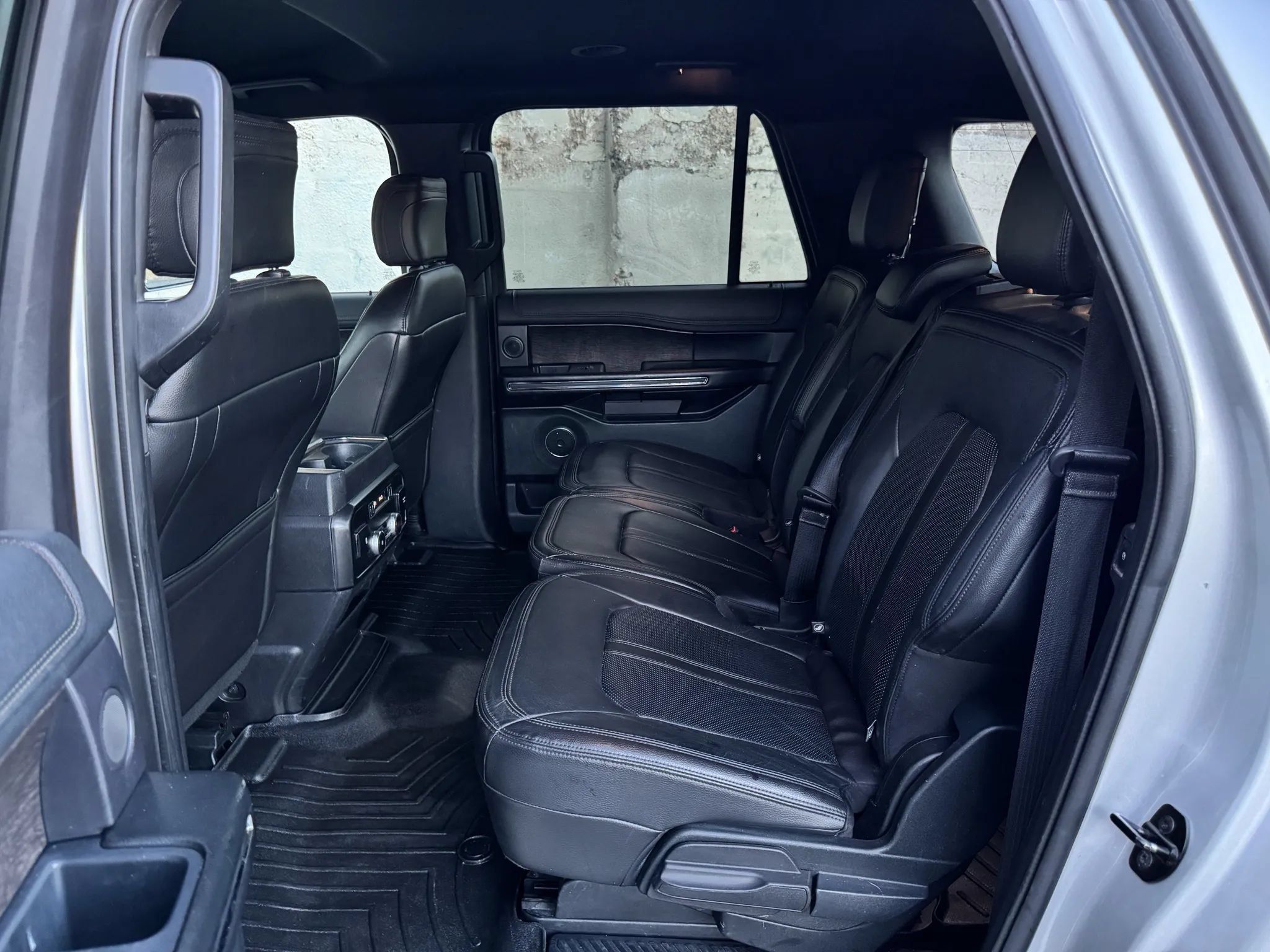 Used 2018 Ford Expedition Max Limited AWD/4WD image 25