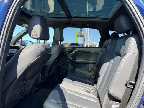 Used 2020 Audi Q7 3.0T Premium Plus w/ Premium Plus Package AWD/4WD image 15