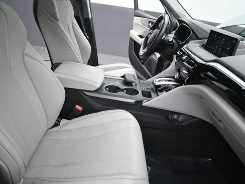 Used 2022 Acura MDX SH-AWD w/ Technology Package image 18
