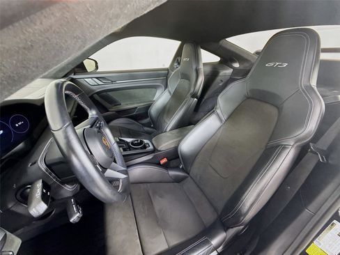 Used 2022 Porsche 911 GT3 image 12